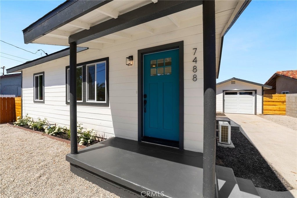 Photo of Listing #OC25105197