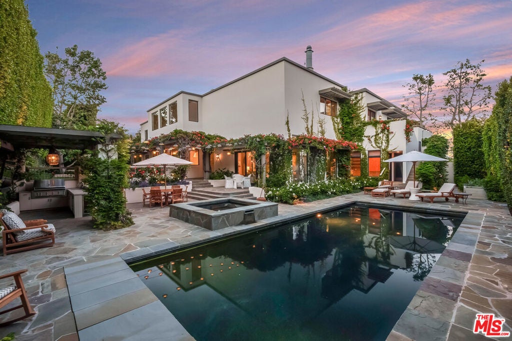 Photo of Listing #25537501