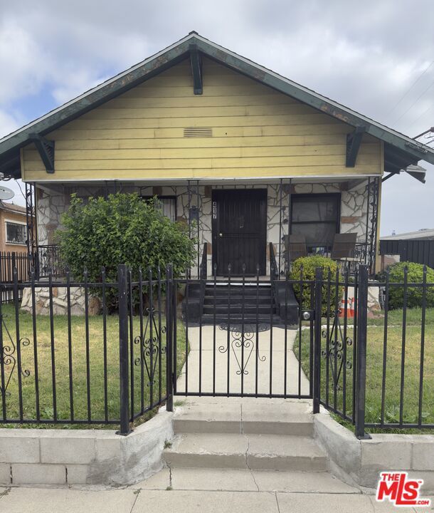 Photo of Listing #25537579