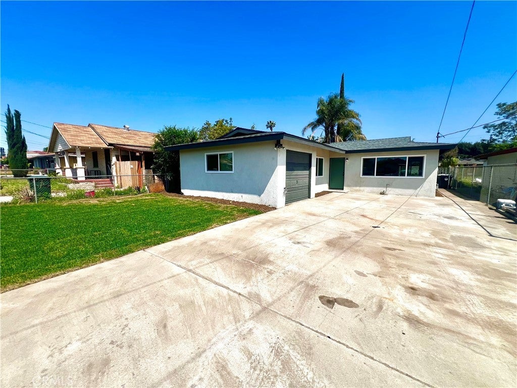 Photo of Listing #RS25105539