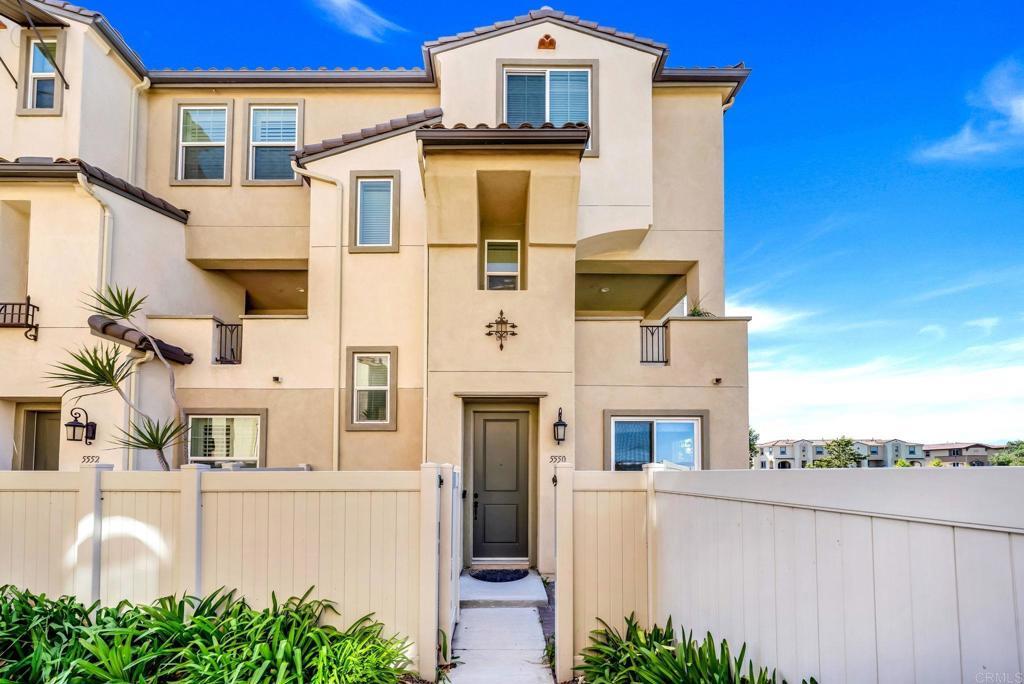 Photo of Listing #PTP2503453