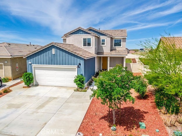 Photo of Listing #IV25105722