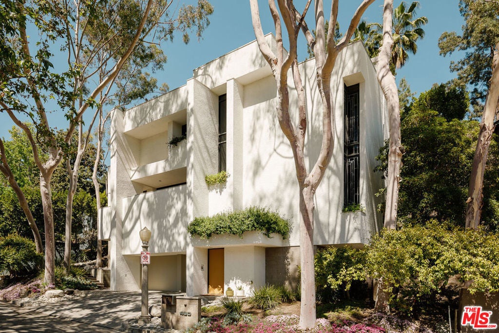 Photo of Listing #25537751