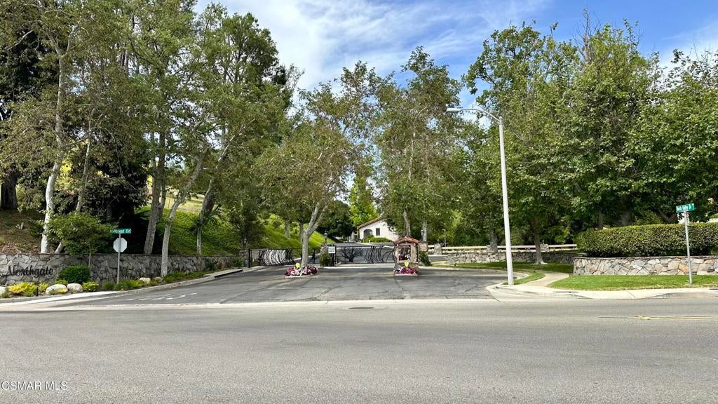 Photo of Listing #225002353