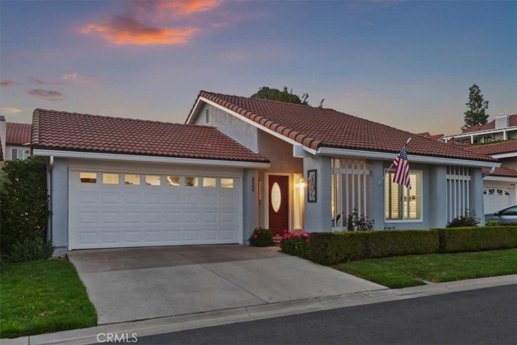 Photo of Listing #OC25105804