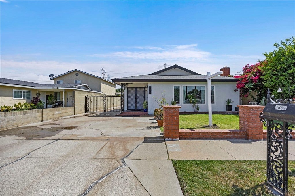 Photo of Listing #PW25105693