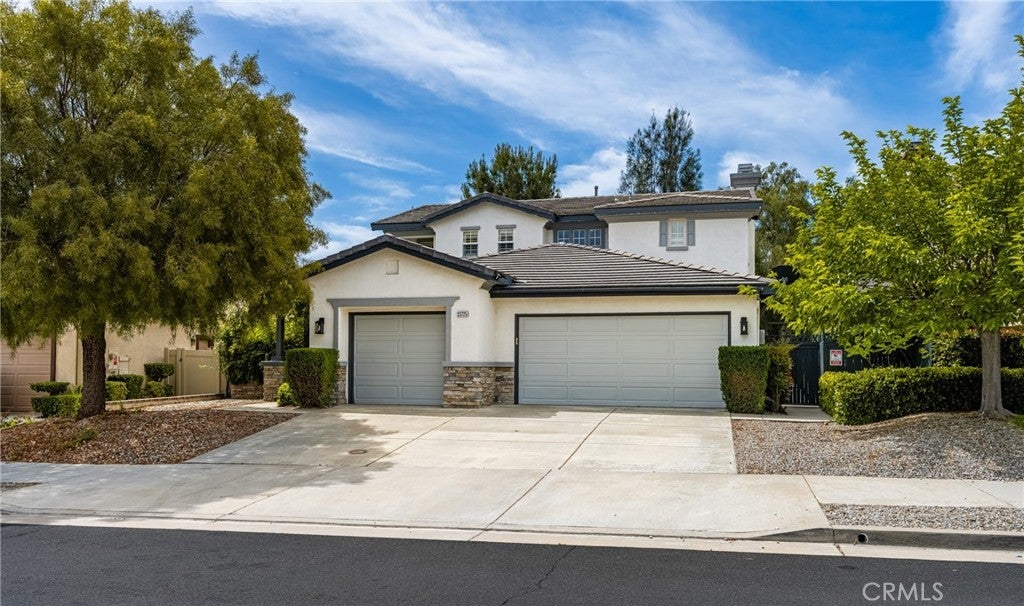 Photo of Listing #RS25101260