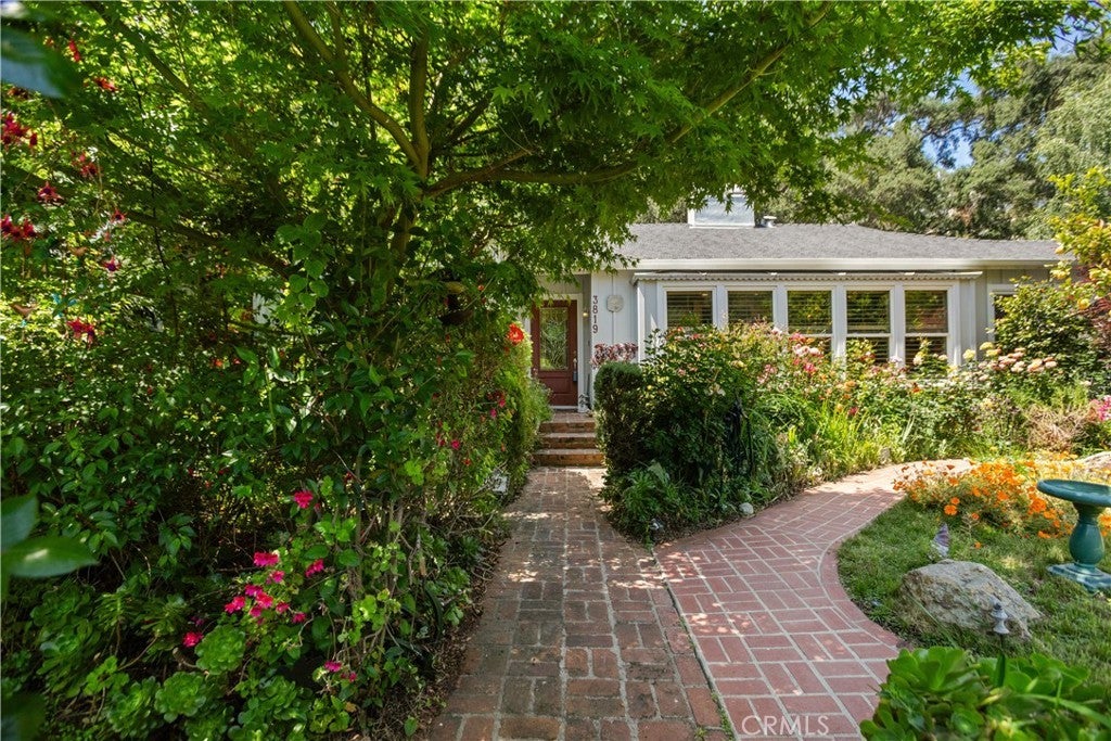 Photo of Listing #PW25104511