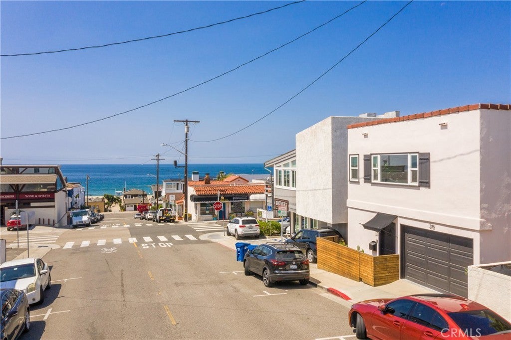 215 Longfellow Avenue