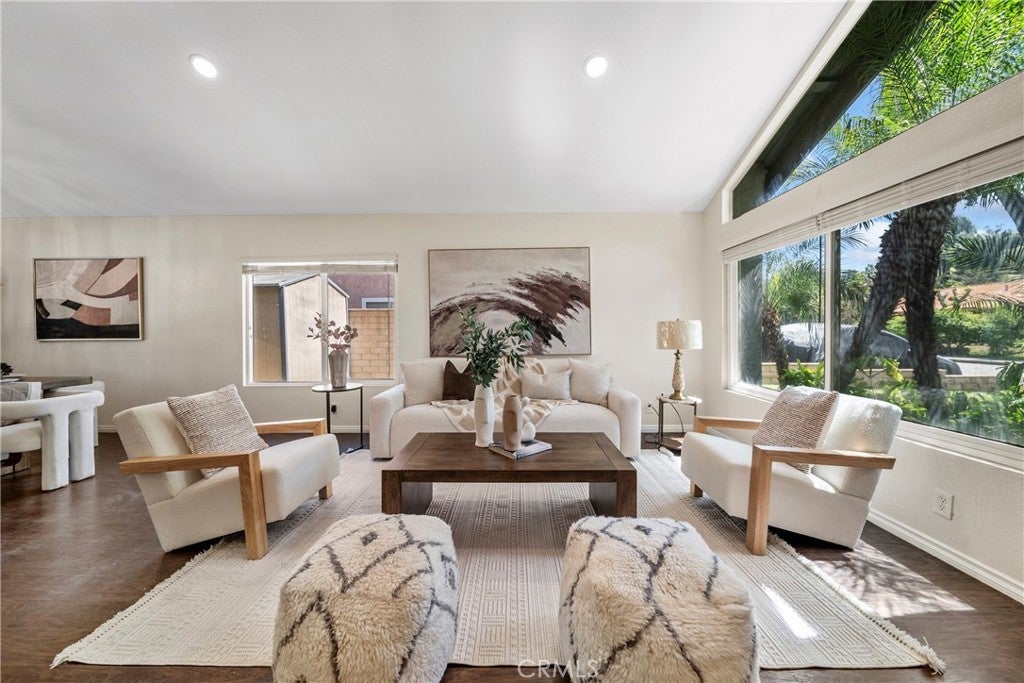 Photo of Listing #WS25091607