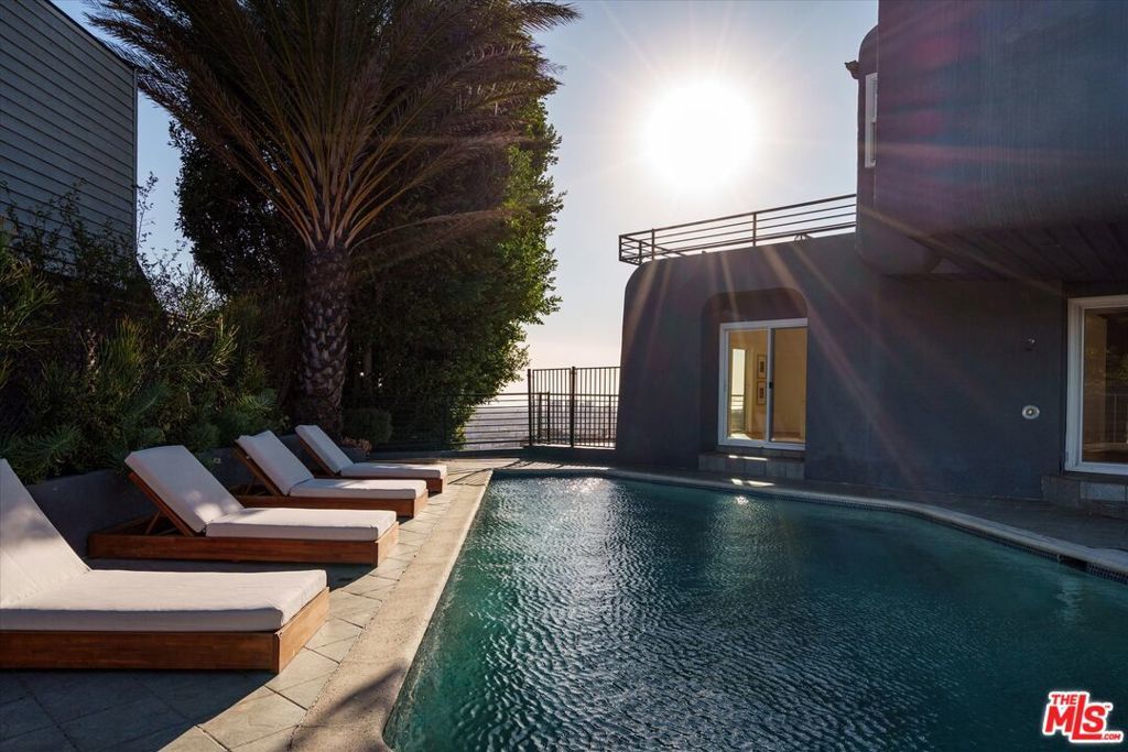 Photo of Listing #25538082