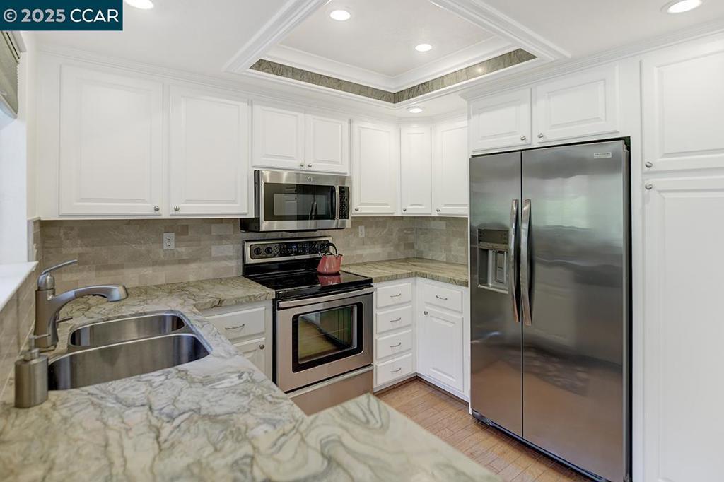 Photo of Listing #41097243