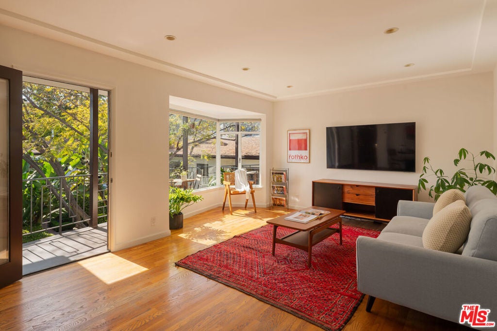 Photo of Listing #25535587