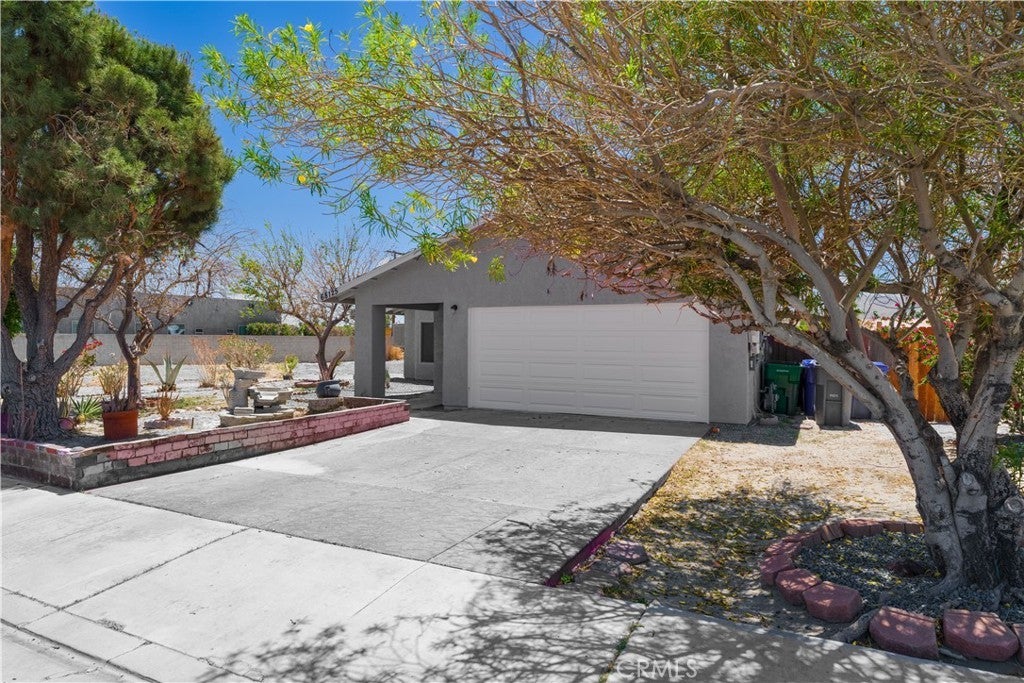 Photo of Listing #CV25102554