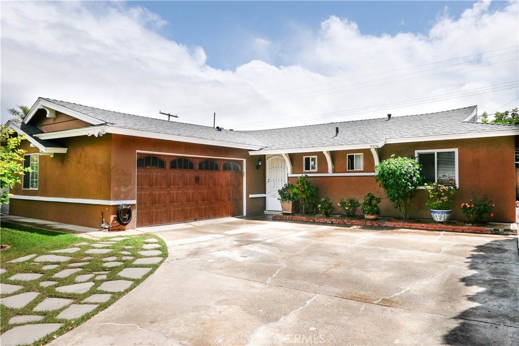 Photo of Listing #OC25106408