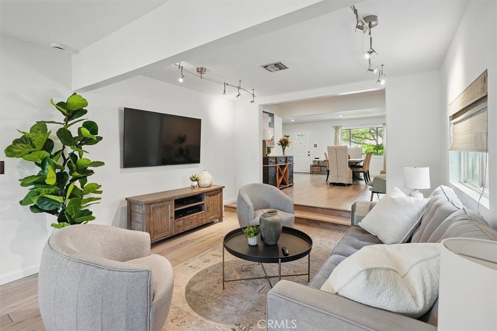 Photo of Listing #BB25104713