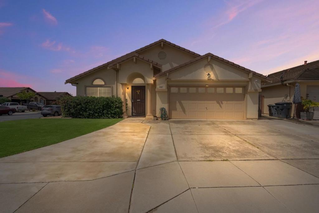 Photo of Listing #ML82006686