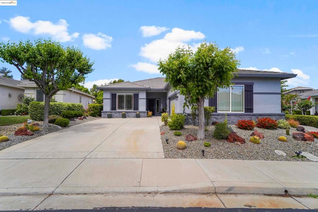 Photo of Listing #41097290