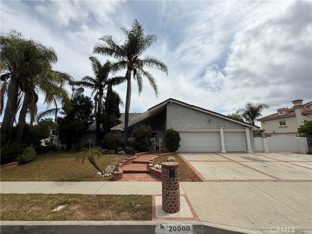 Photo of Listing #SR25106757