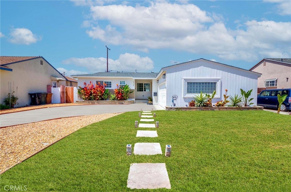 Photo of Listing #PW25106874