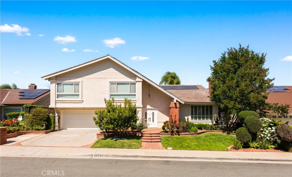 Photo of Listing #SR25099134