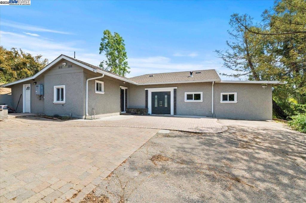 Photo of Listing #41097338