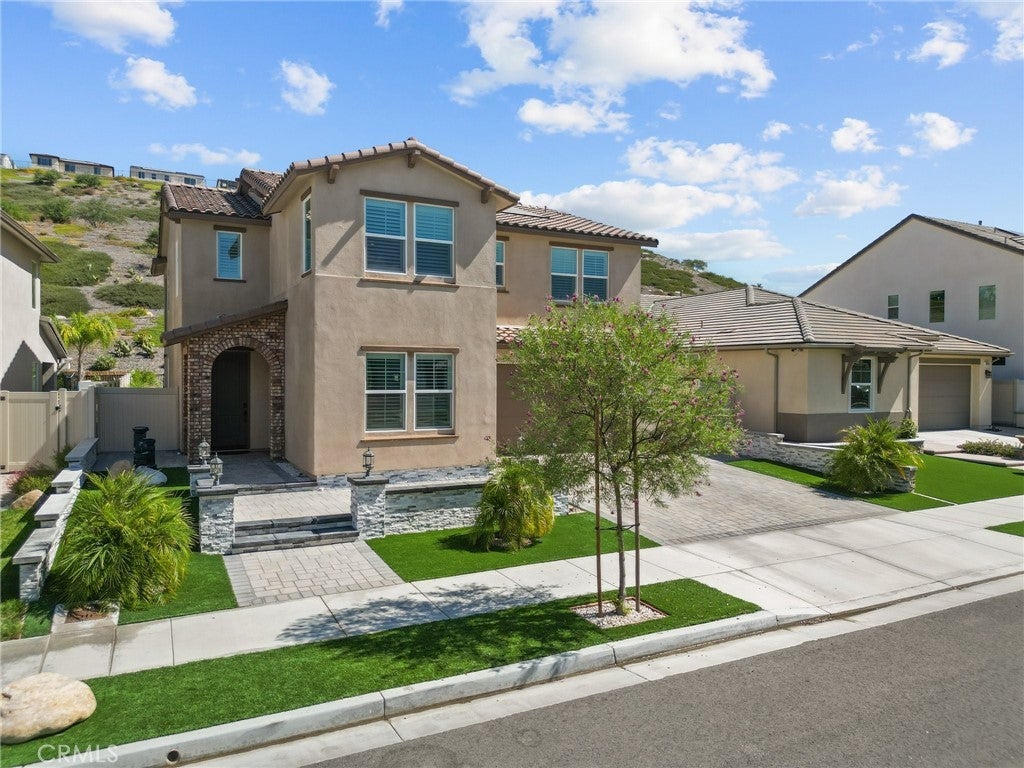 Photo of Listing #SR25106483