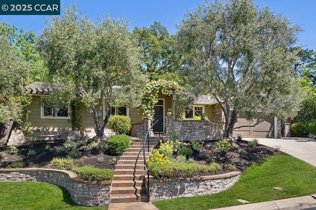 Photo of Listing #41097356