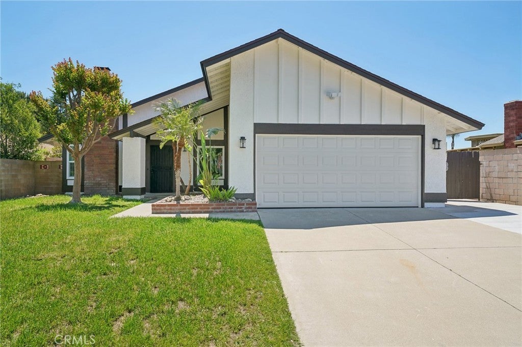 Photo of Listing #OC25105167