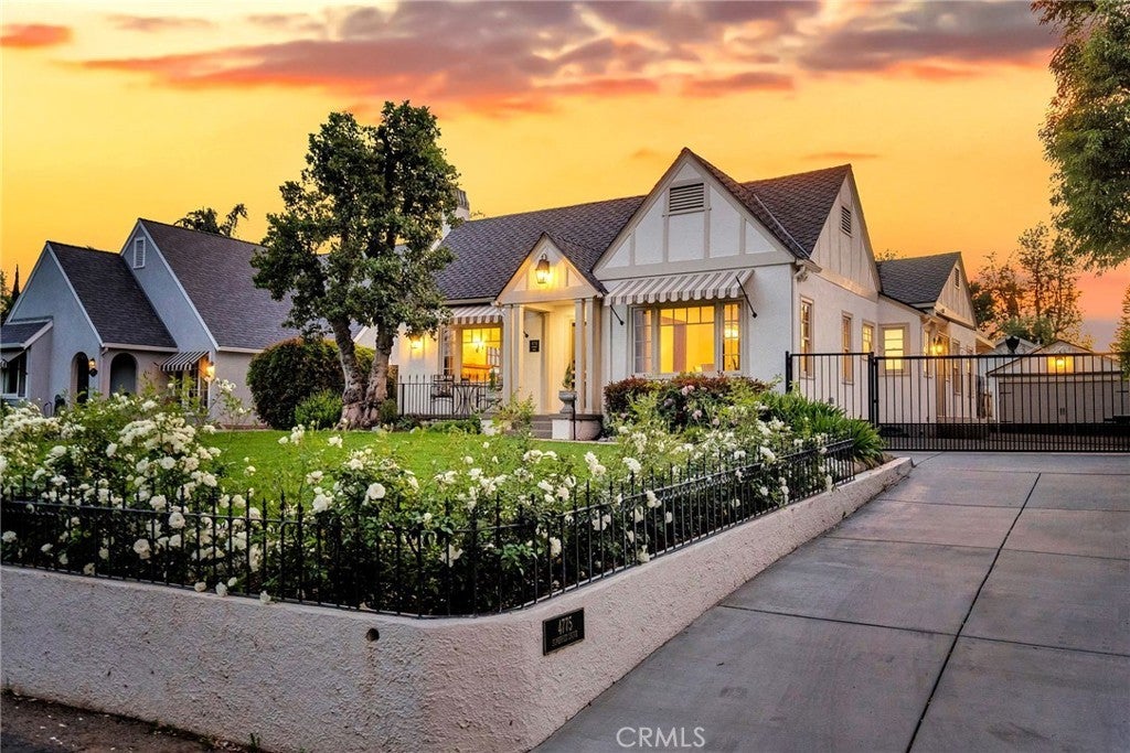 Photo of Listing #IV25105754