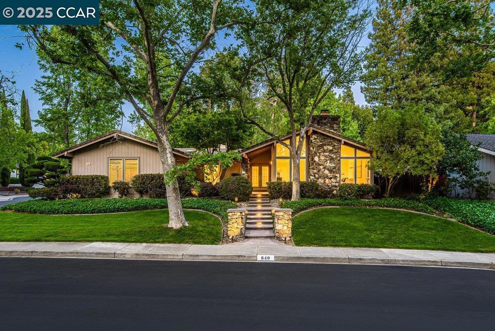 Photo of Listing #41097375