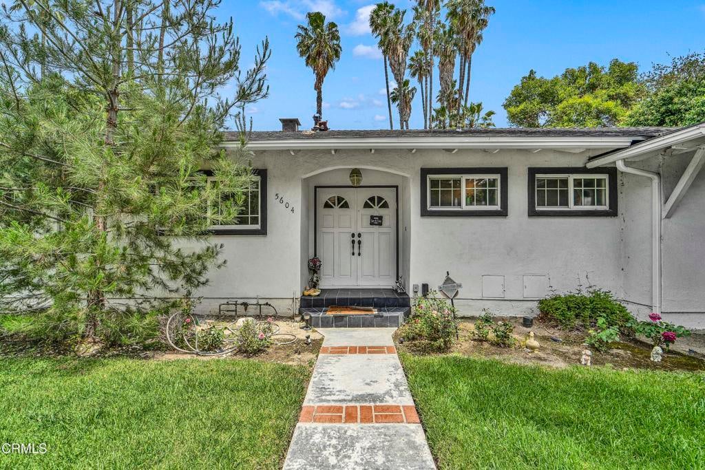 Photo of Listing #V1-29923