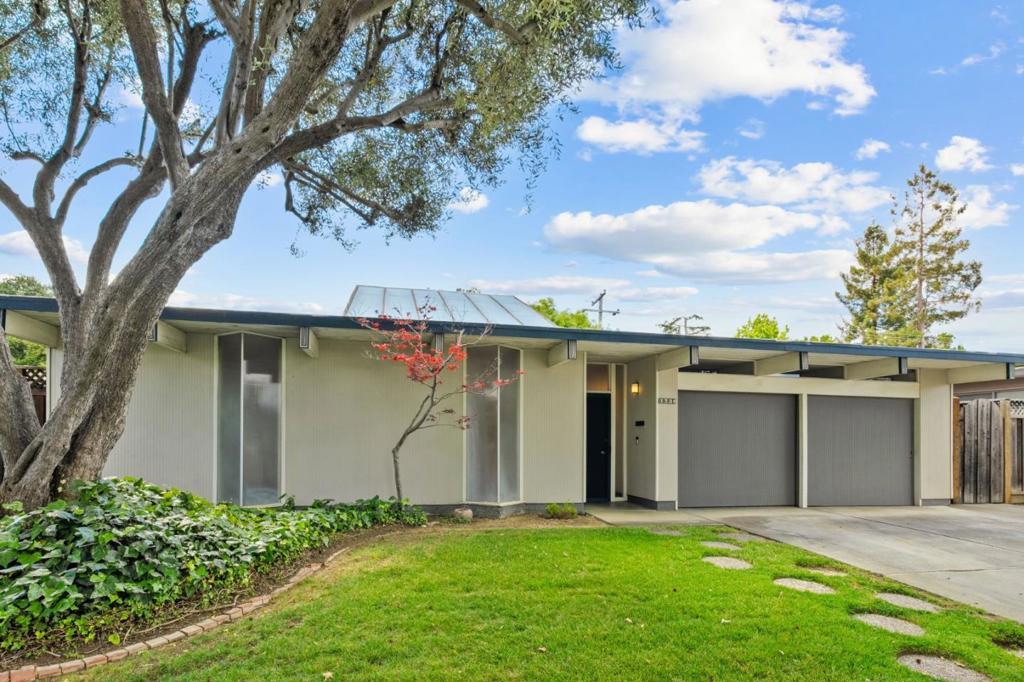 Photo of Listing #ML82006800