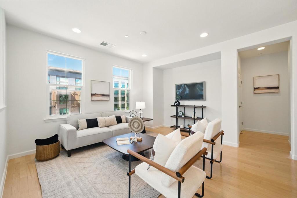 Photo of Listing #ML82006810