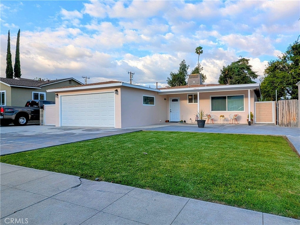 Photo of Listing #OC25107240