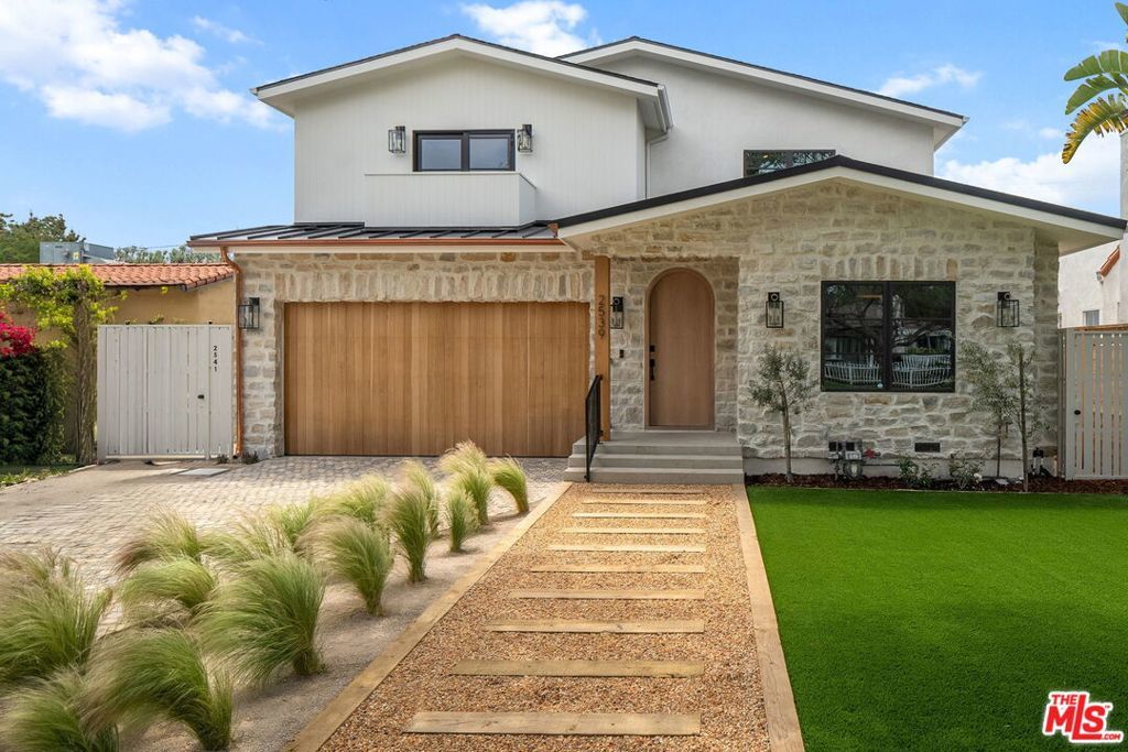 Photo of Listing #25537441