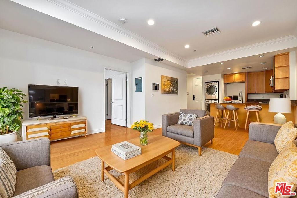 Photo of Listing #25538691