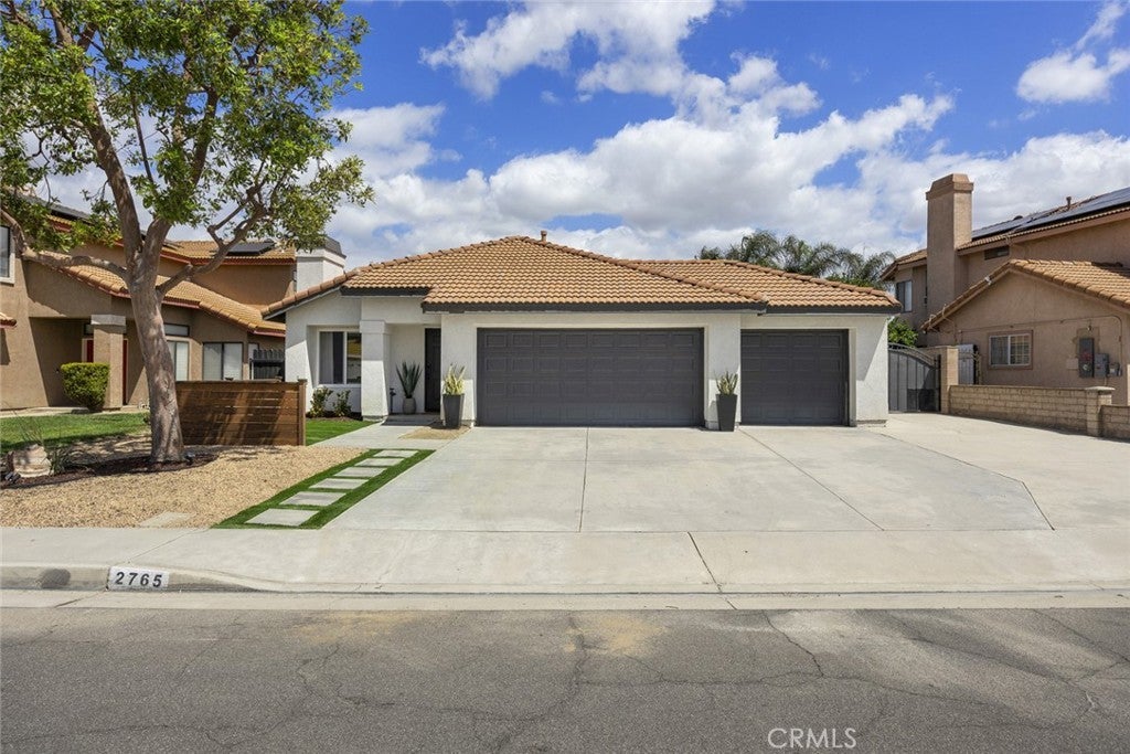 Photo of Listing #OC25107660