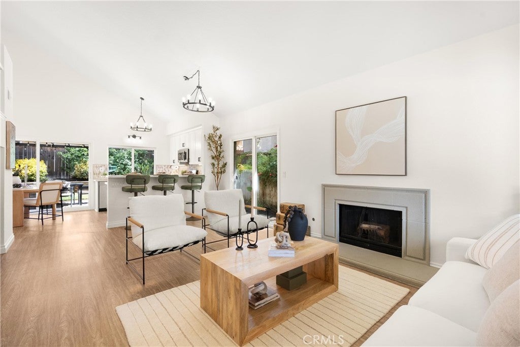 Photo of Listing #OC25096163