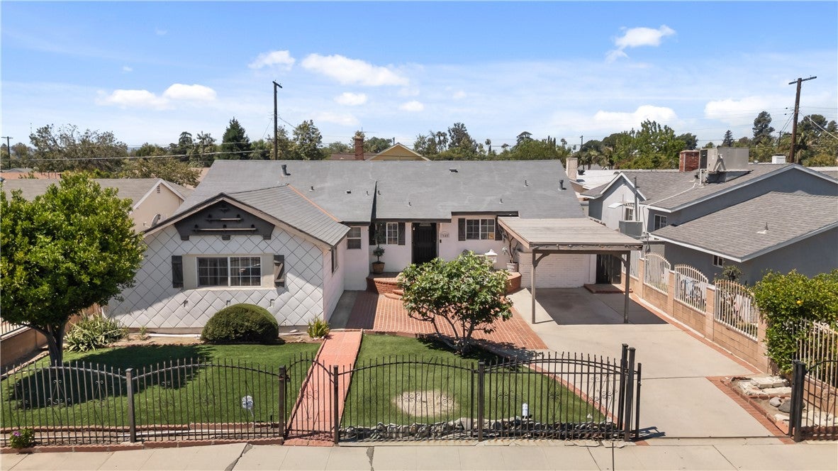 Photo of Listing #OC25105363