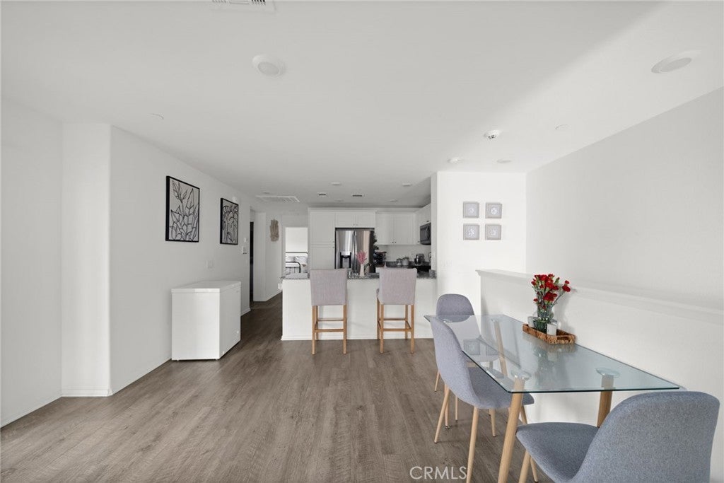 Photo of Listing #SW25105937