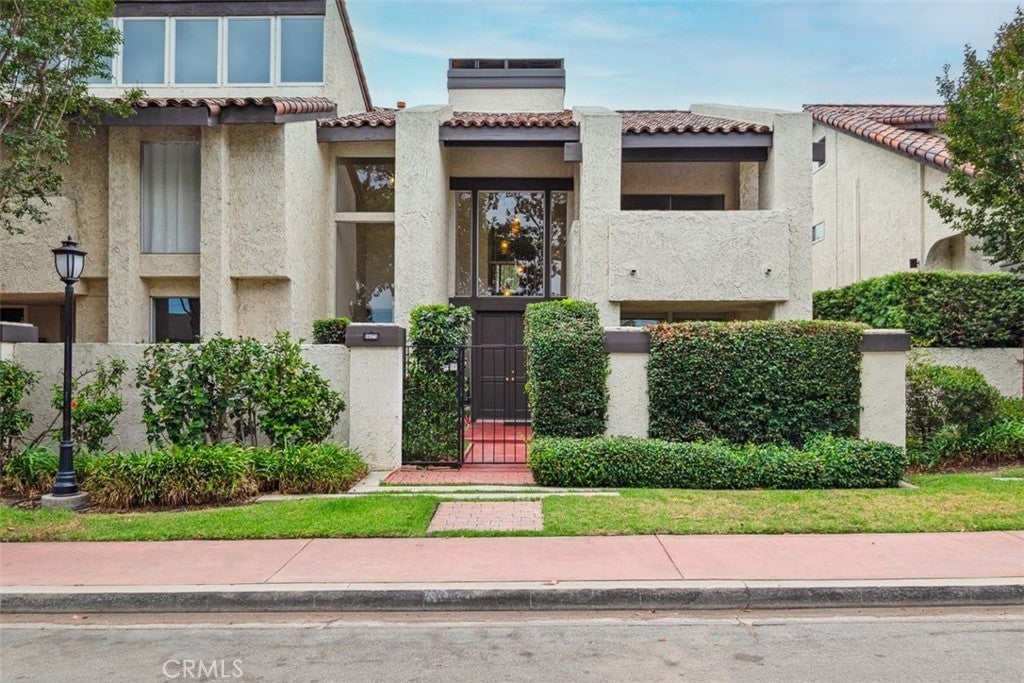 Photo of Listing #SB25106202