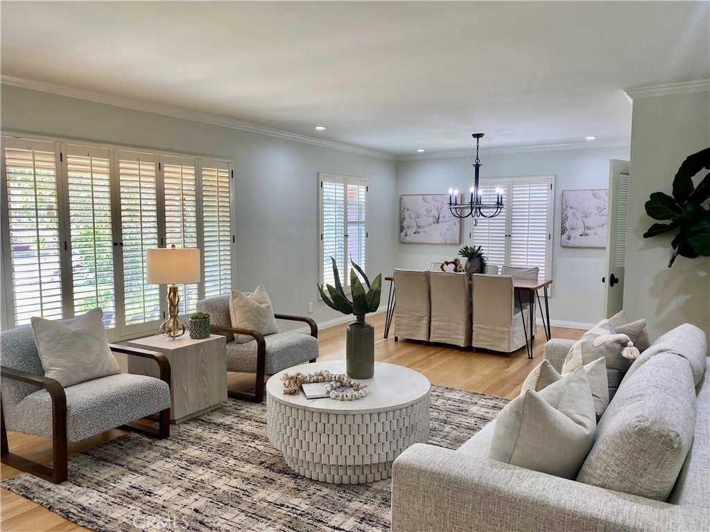 Photo of Listing #NP25107529