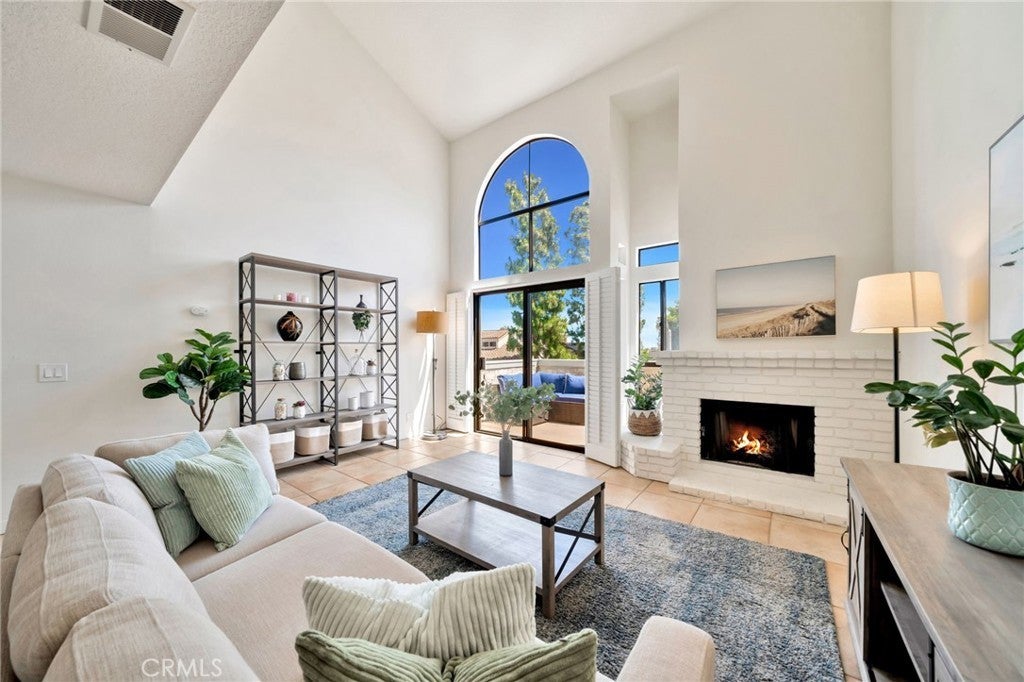 Photo of Listing #OC25104830