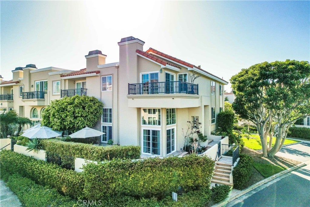 Photo of Listing #OC25105406