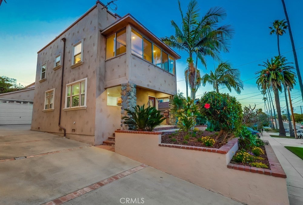 Photo of Listing #SB25107915