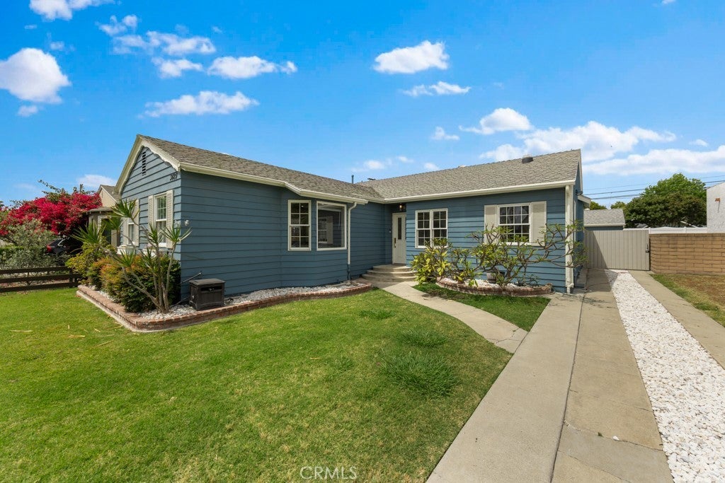 Photo of Listing #RS25091188