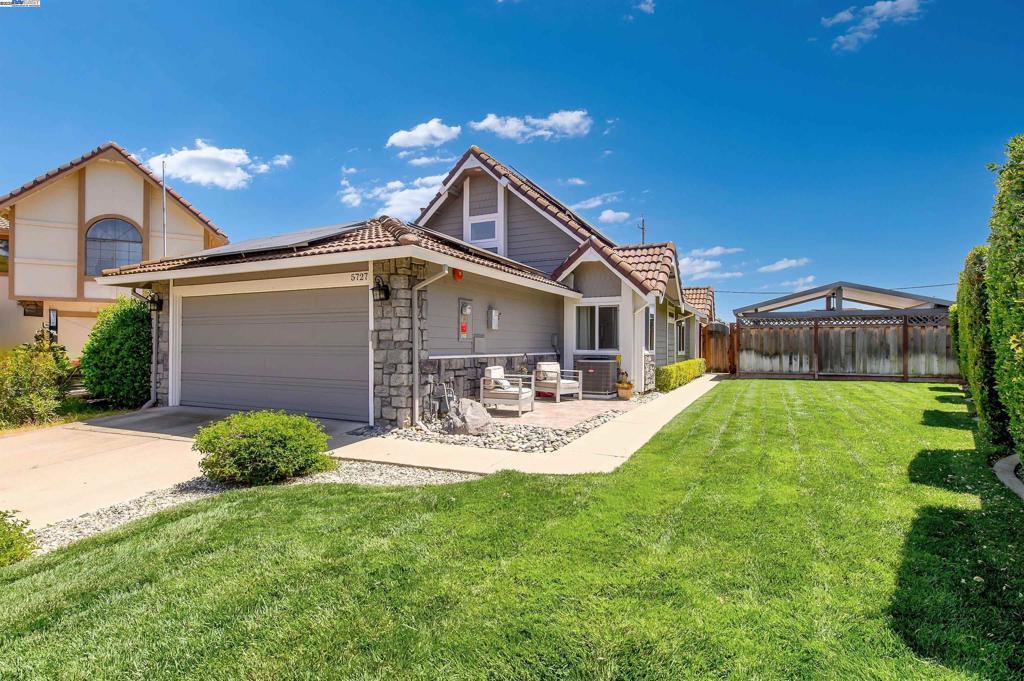 Photo of Listing #41097527