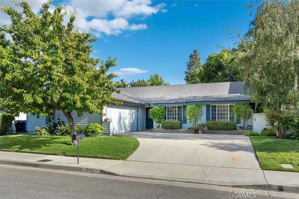 Photo of Listing #SR25107994