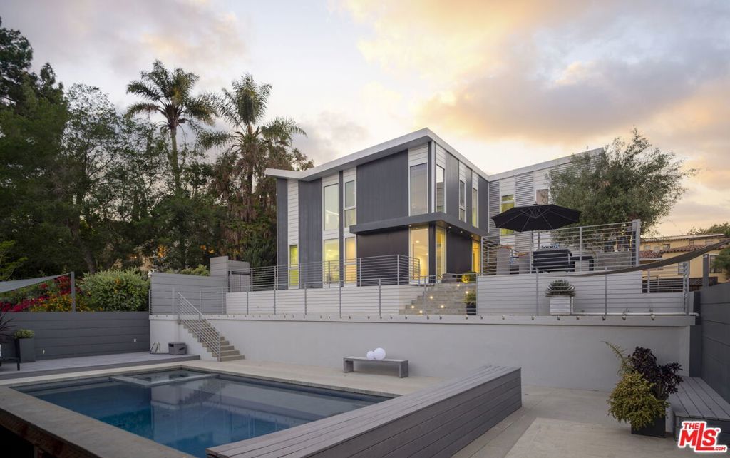 Photo of Listing #25535491